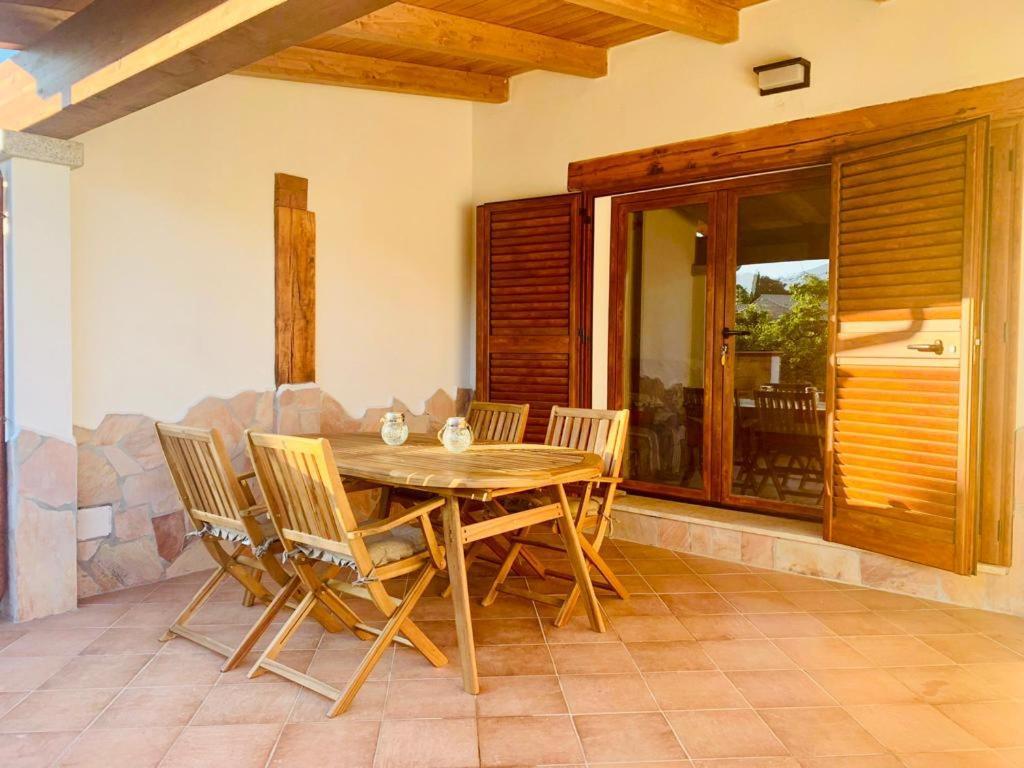 Appartamento I Geranei Centro San Teodoro  Exteriör bild