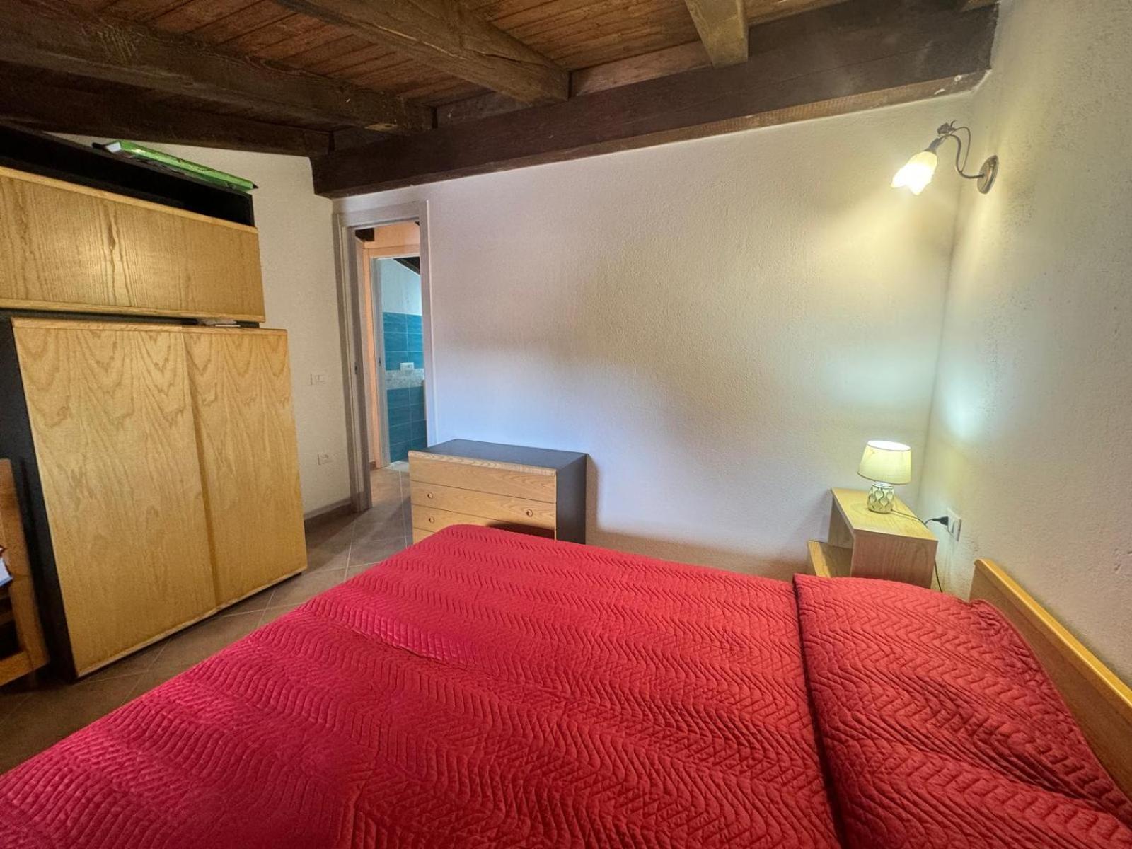Appartamento I Geranei Centro San Teodoro  Exteriör bild