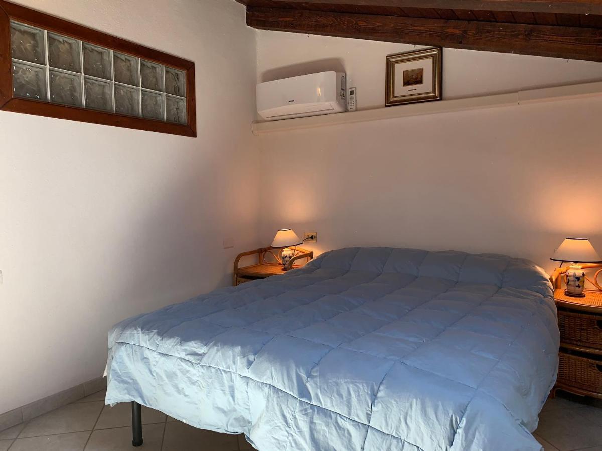 Appartamento I Geranei Centro San Teodoro  Exteriör bild