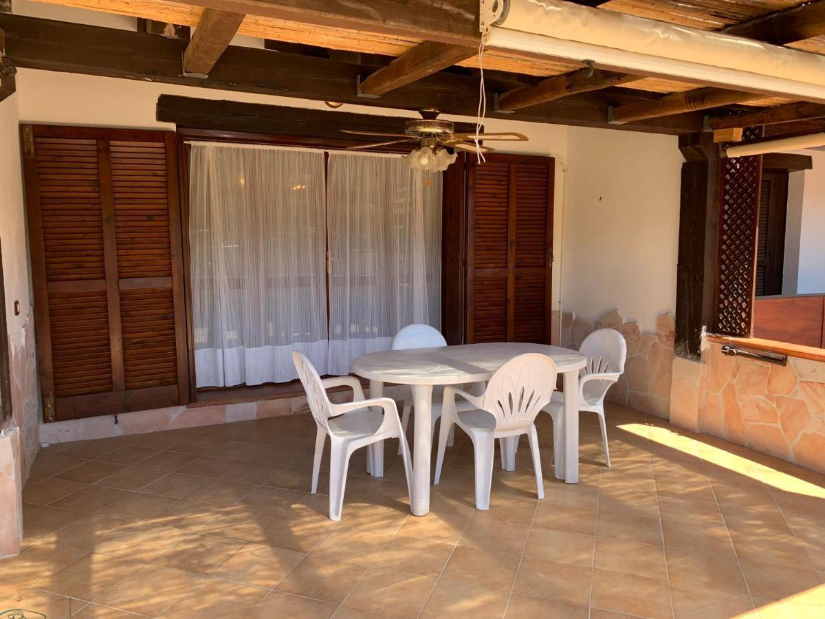 Appartamento I Geranei Centro San Teodoro  Exteriör bild